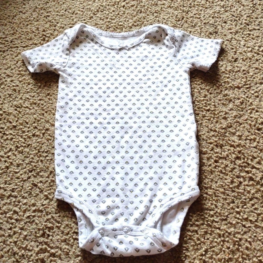 Carter's Girl Size 18 mo Gray Onesie Yellow honey bee print snap crotch bow neck